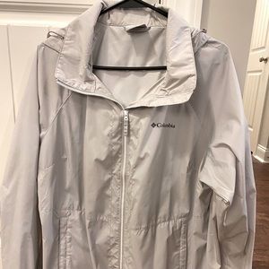 Ladies Columbia Raincoat